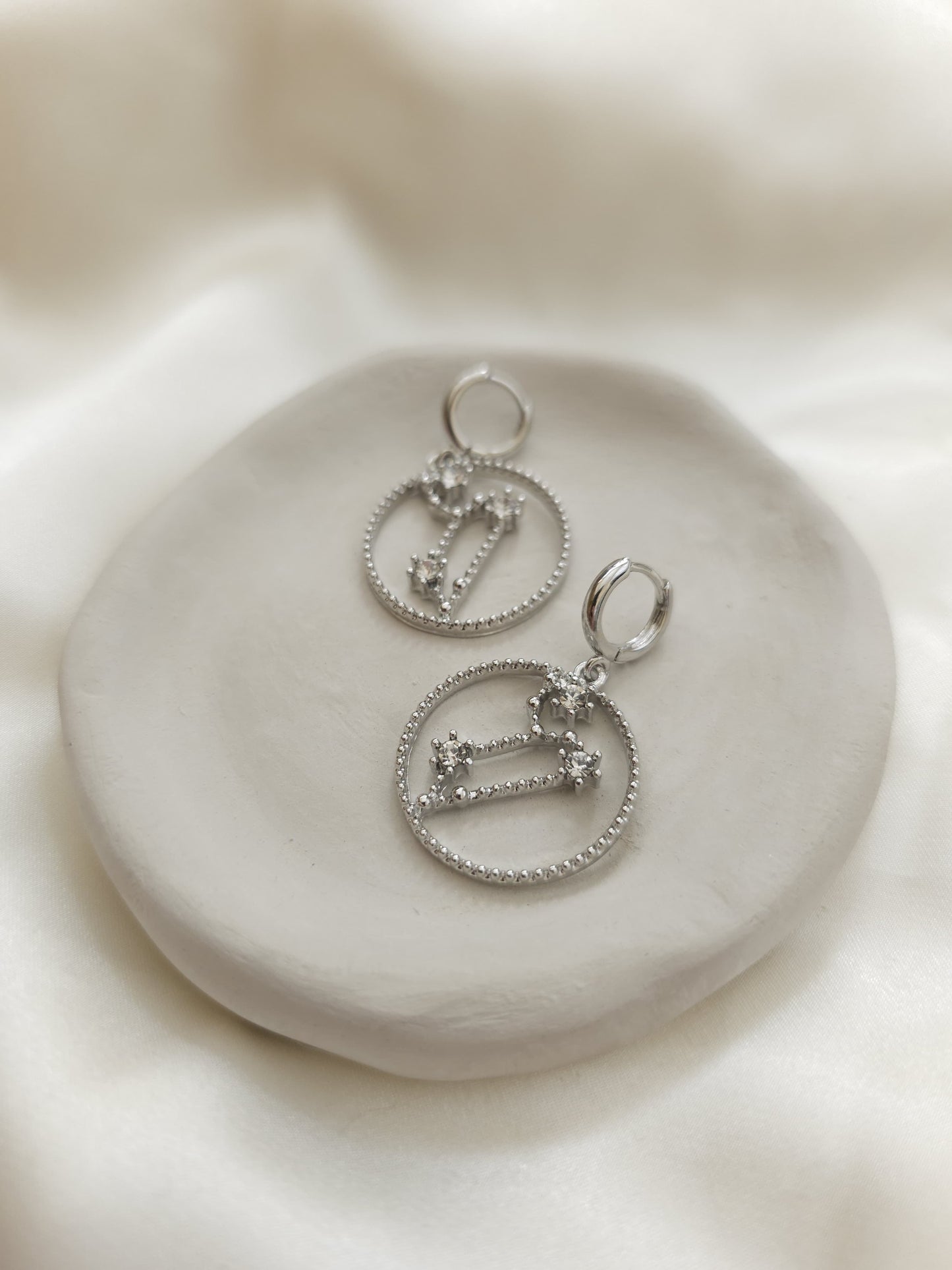 Lune 3 Stone Steel Earrings