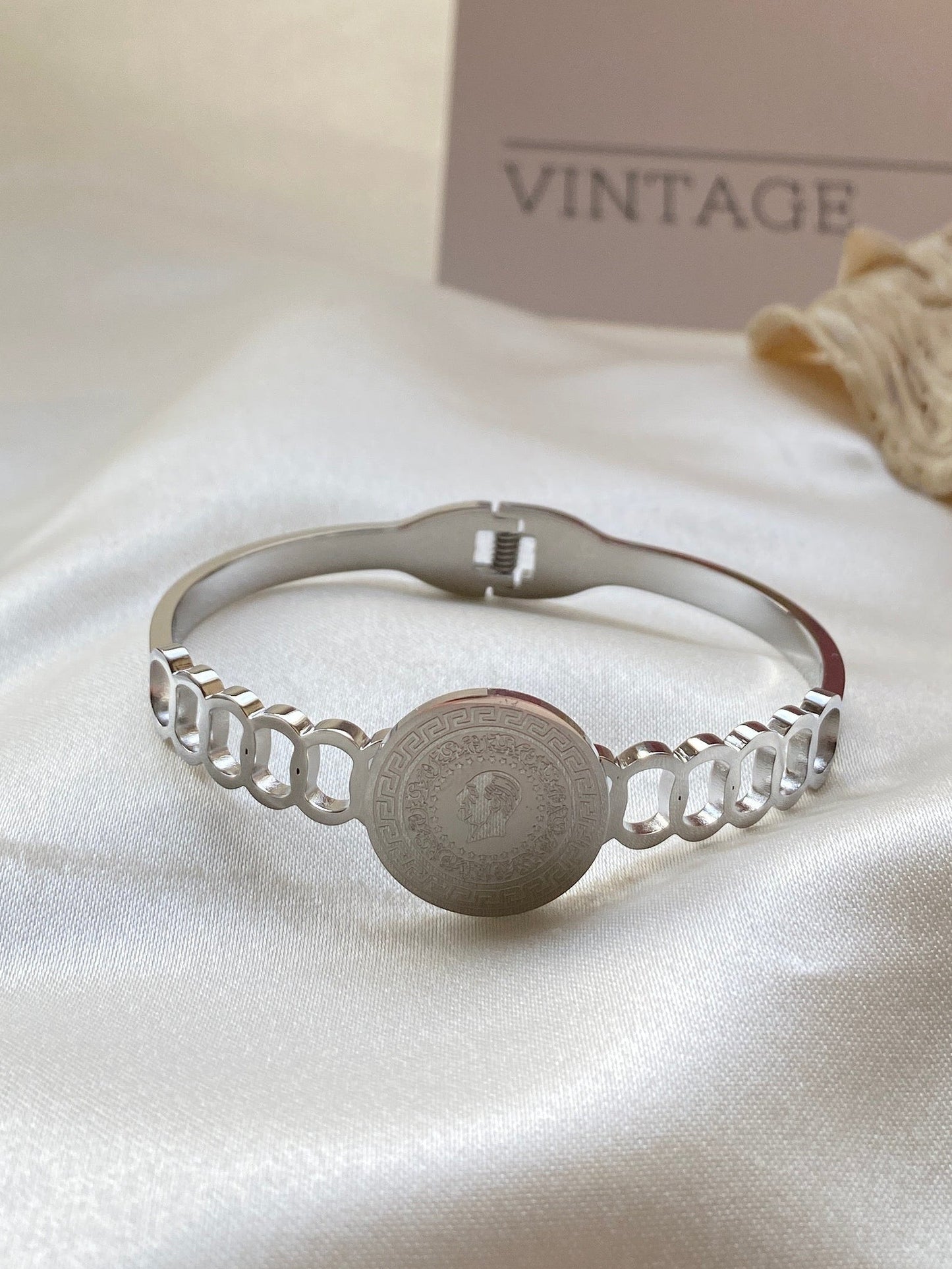 Atatürk Çizimli Çelik Bilezik