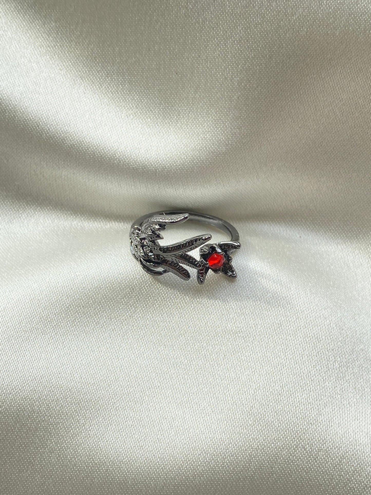 Taşlı Çelik Yüzük