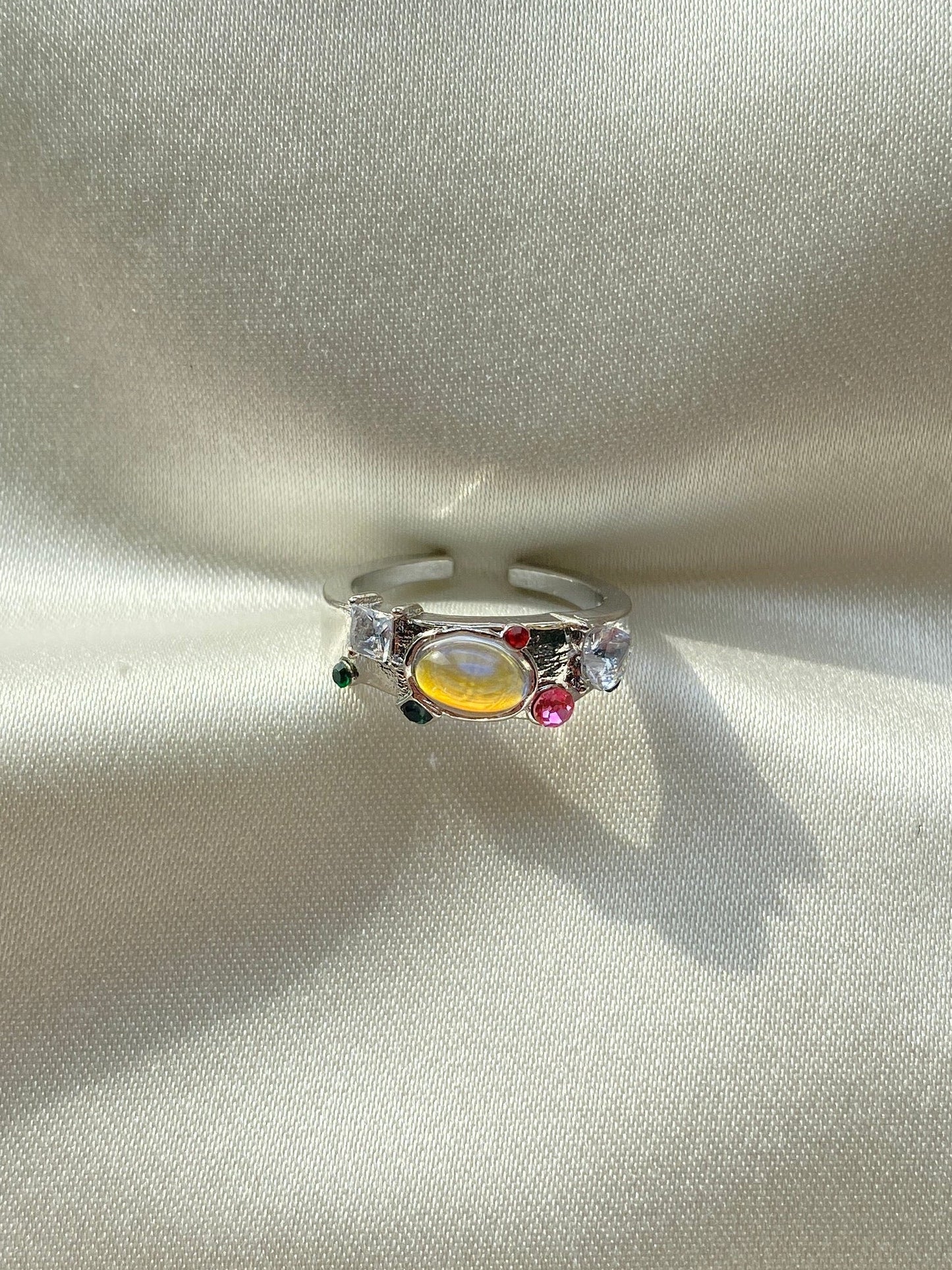 Renkli Taşlı Çelik Yüzük