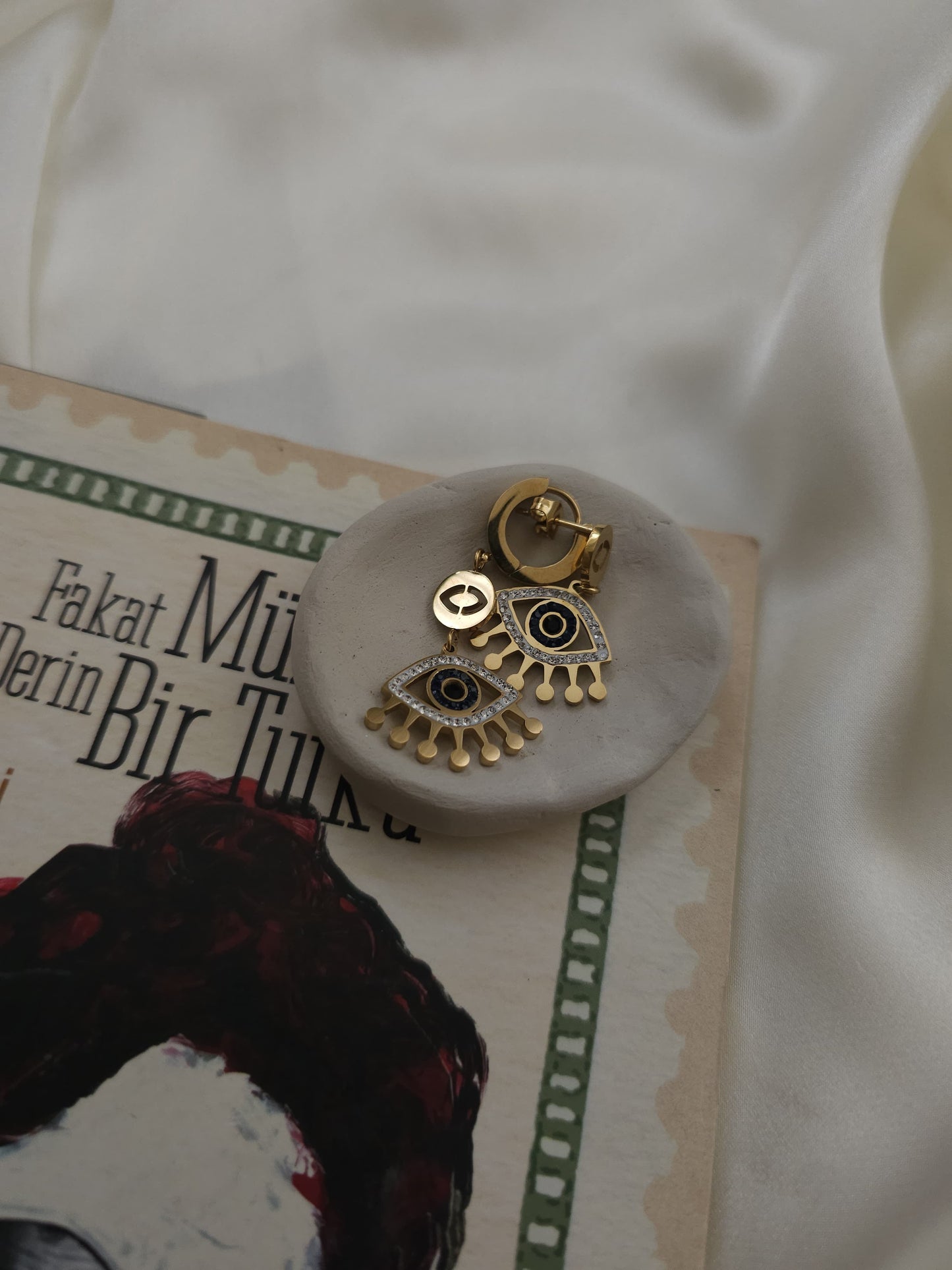 Lune Steel Eye Earrings