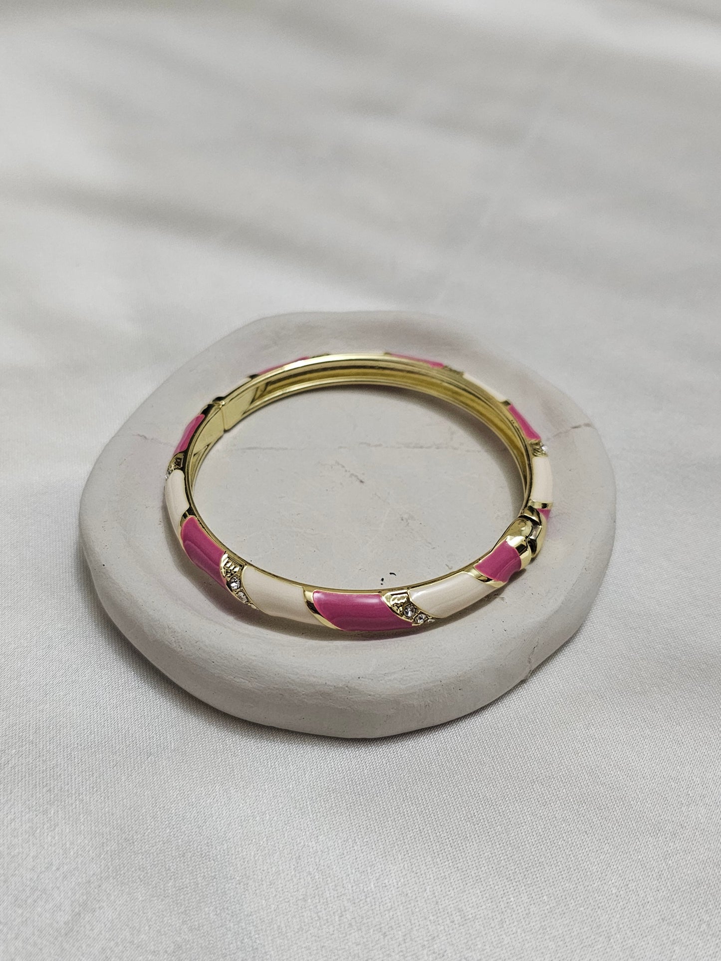 ENAMEL PINK WHITE BRACELET