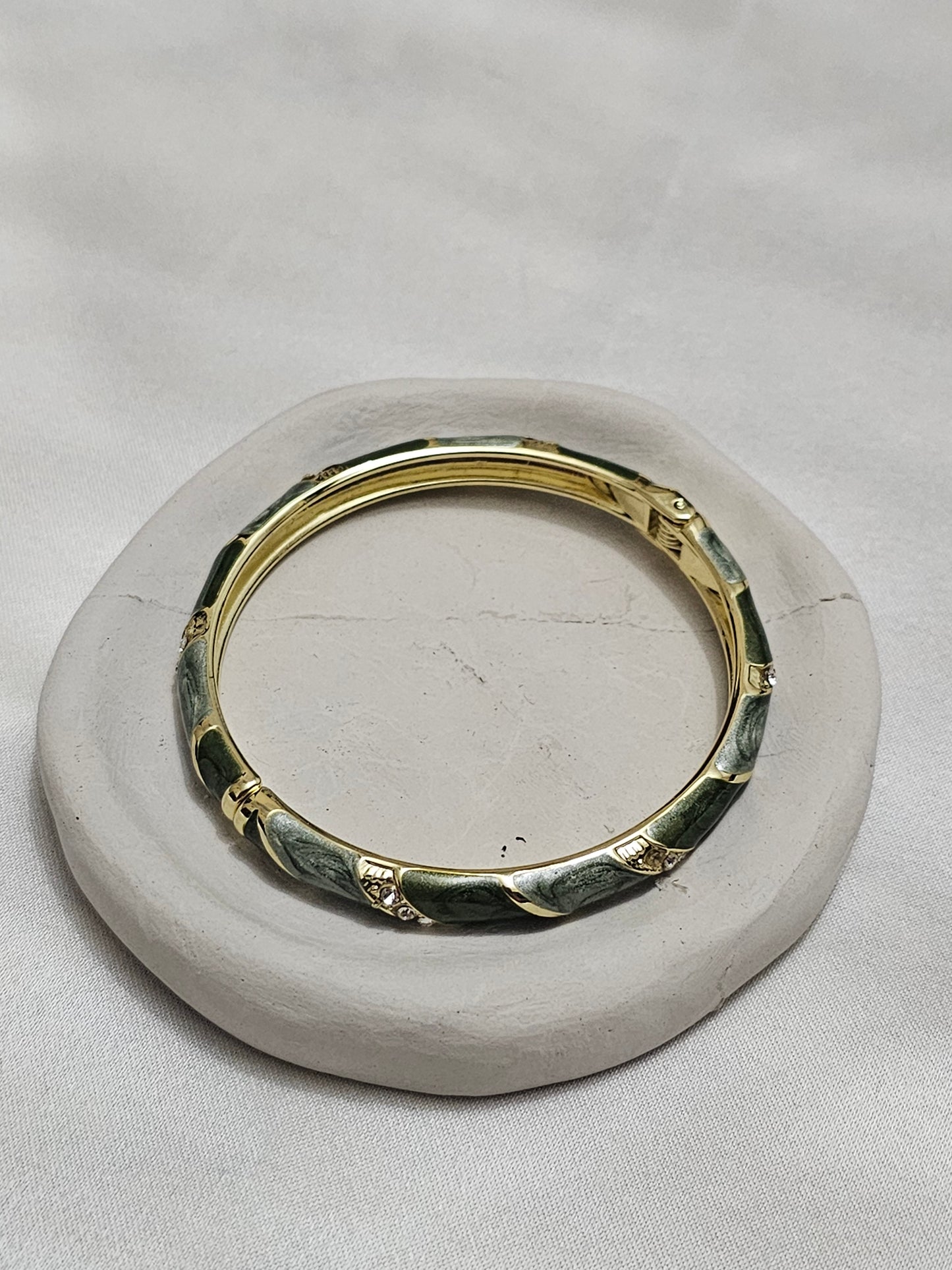 ENAMEL DARK GREEN BRACELET