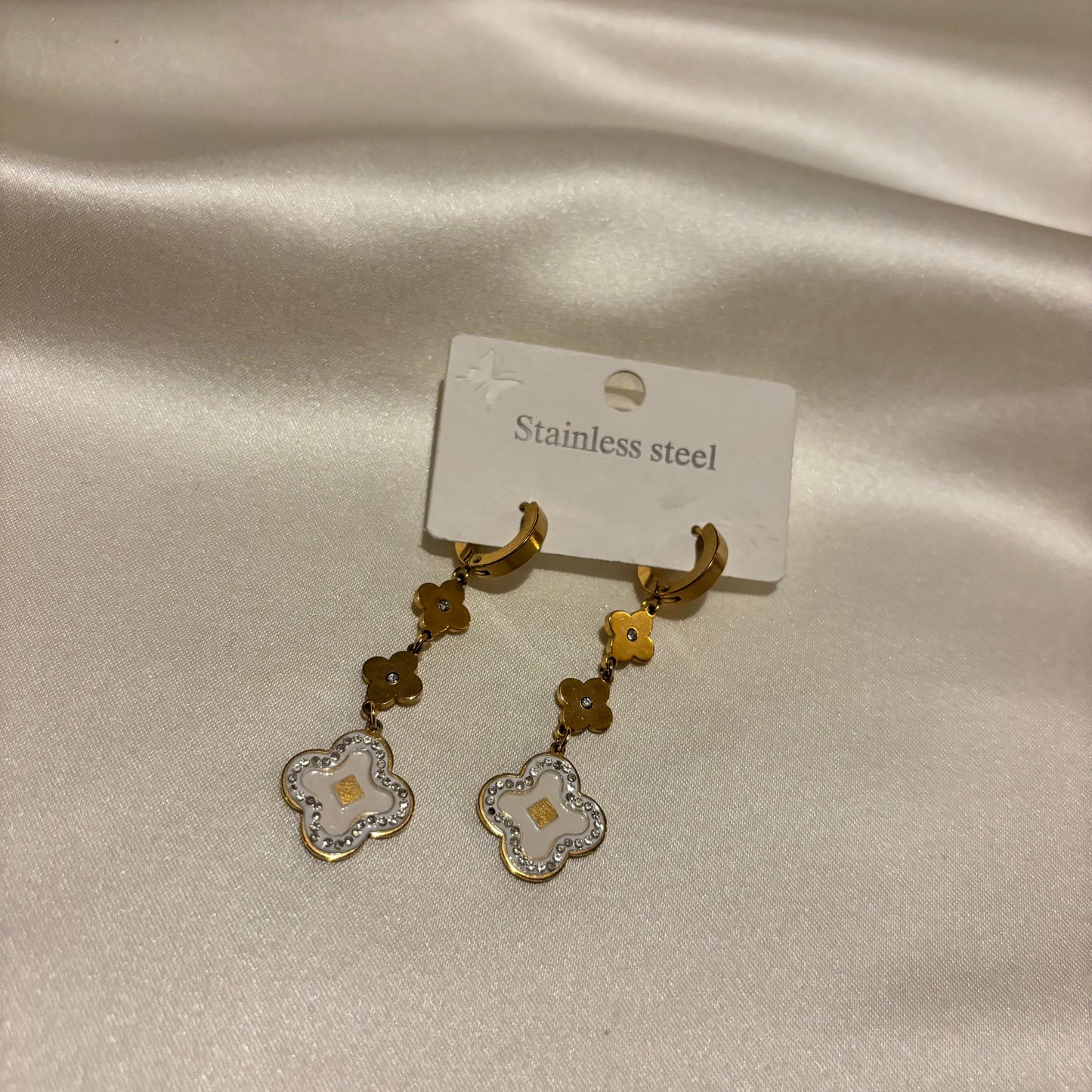 Lune Steel Clover White Gold Earrings