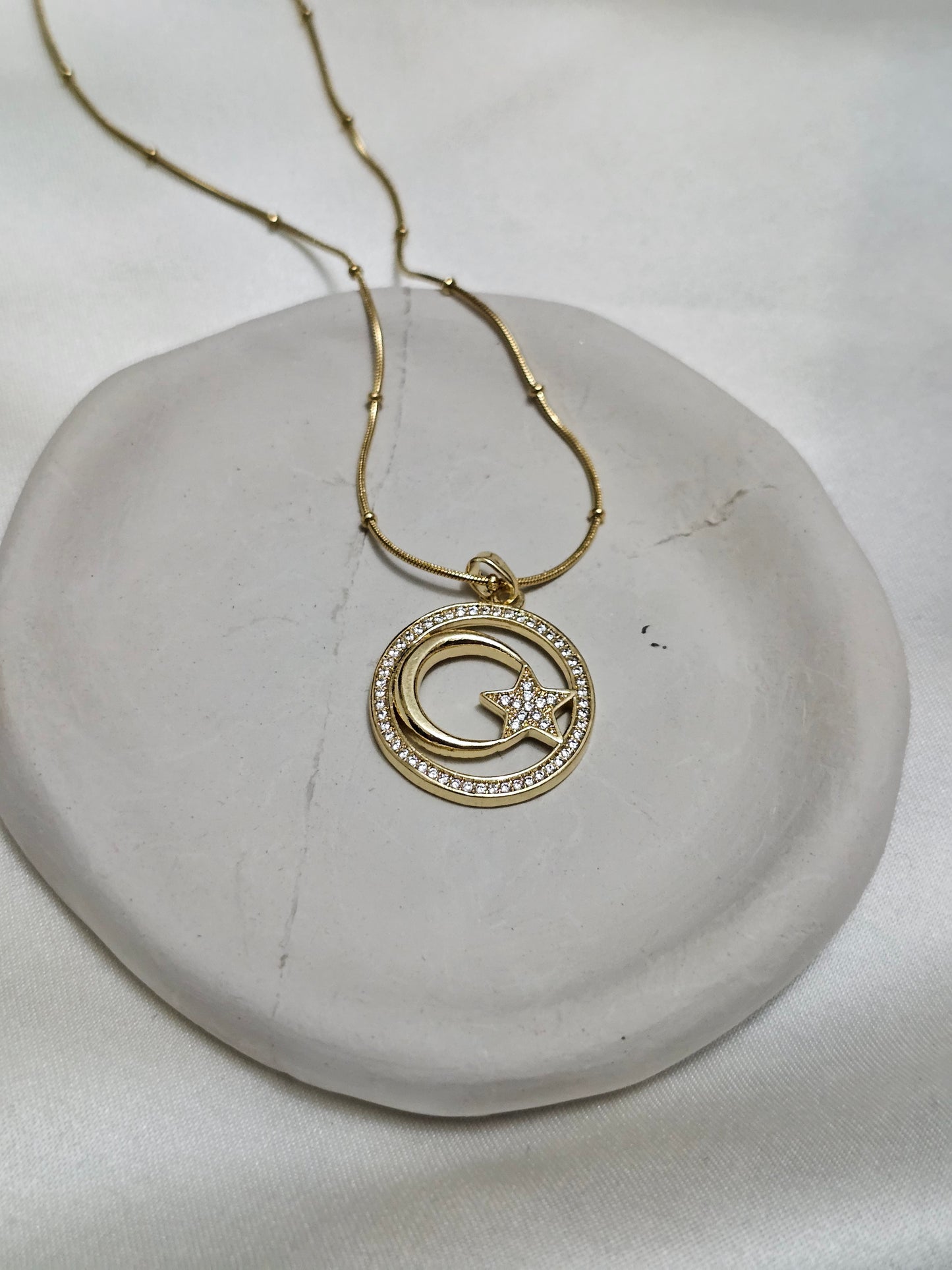 Steel Necklace with Stone Flag Gold Frame