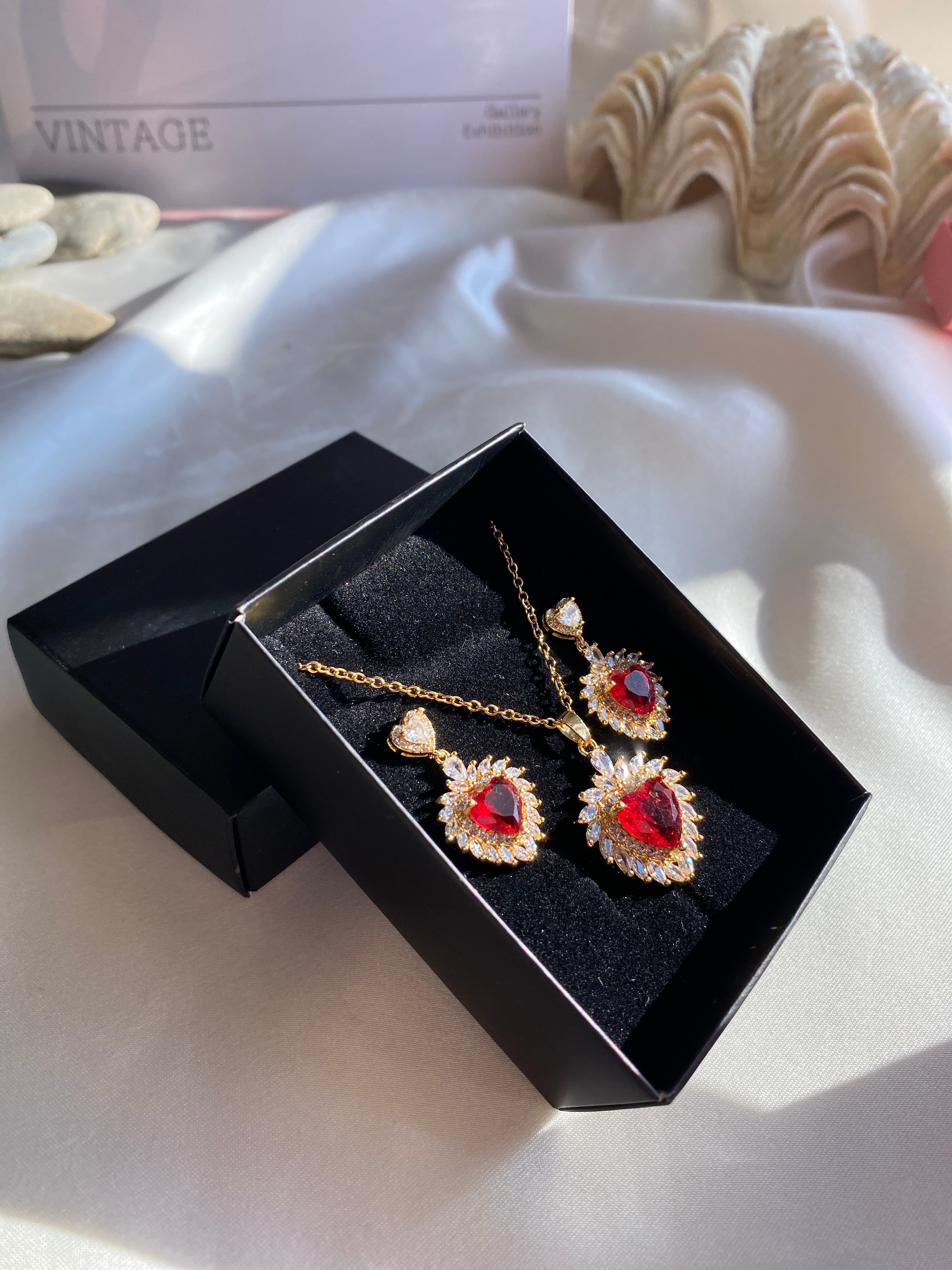 Çelik Ciddi İlişki Seti