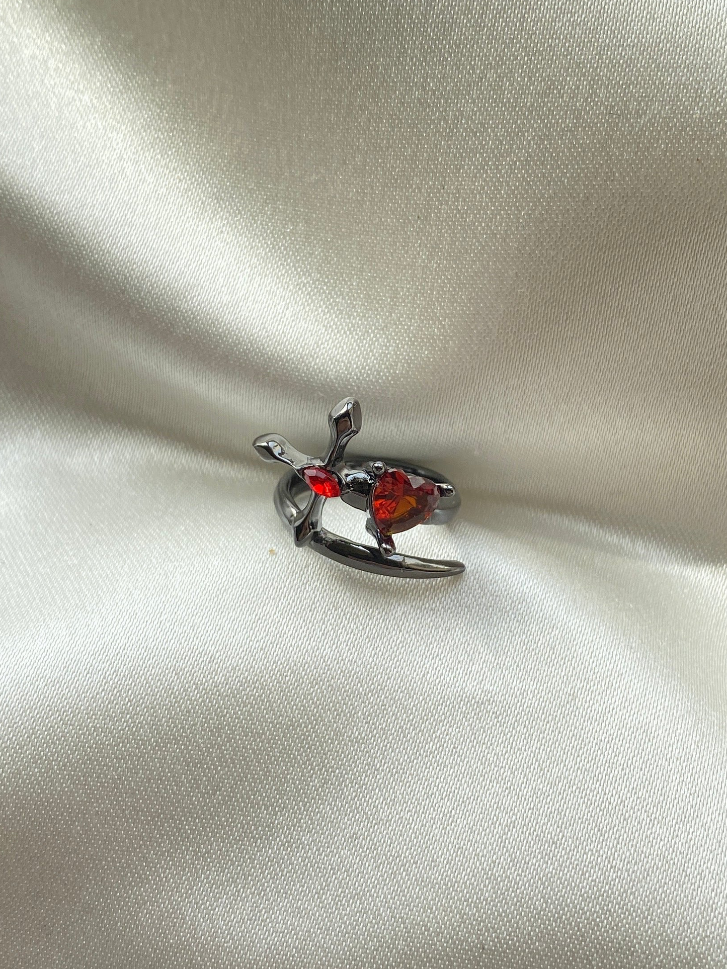 Kalpli Çelik Yüzük