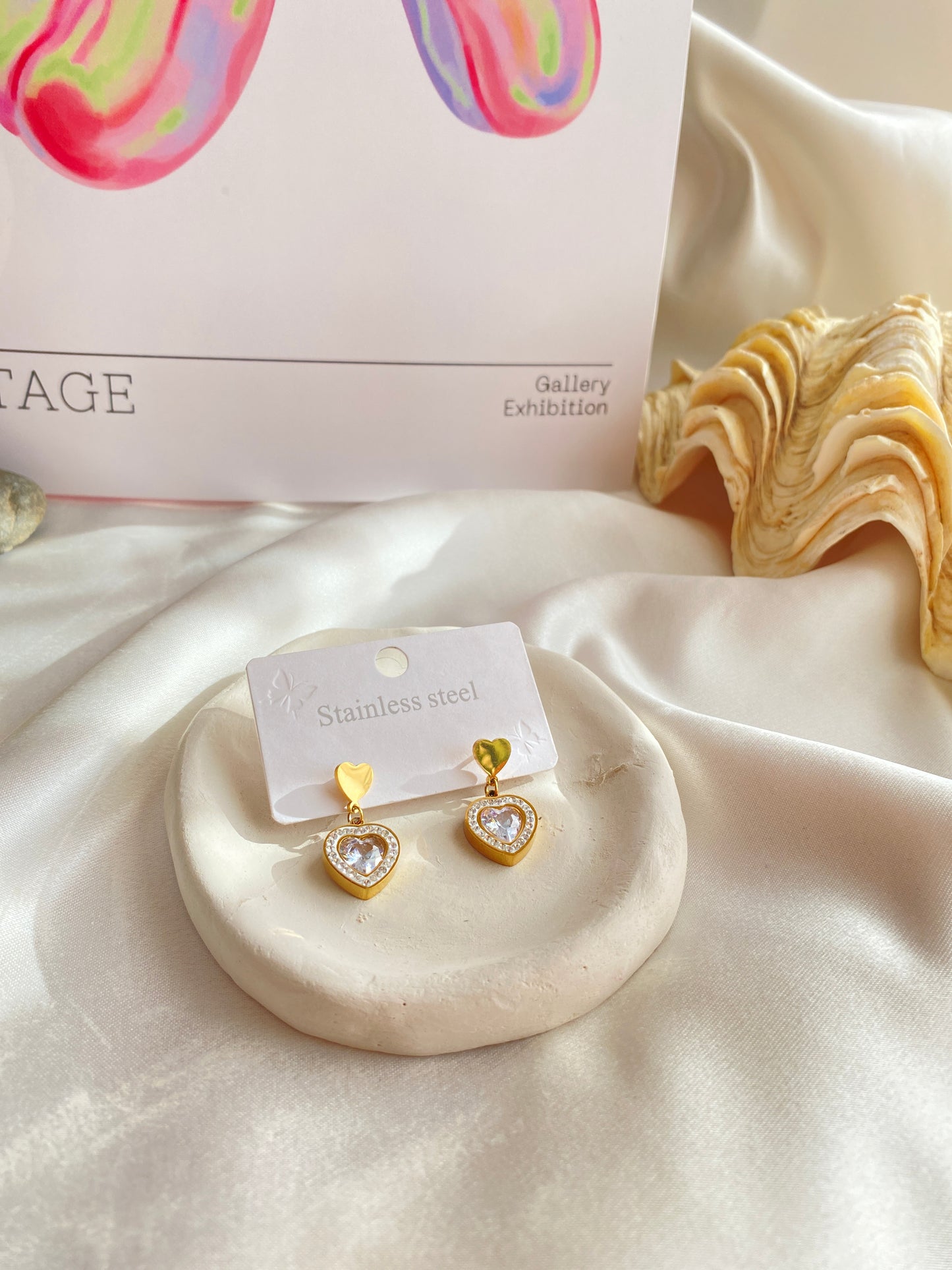 Çelik Gold Taşlı Kalp Küpe