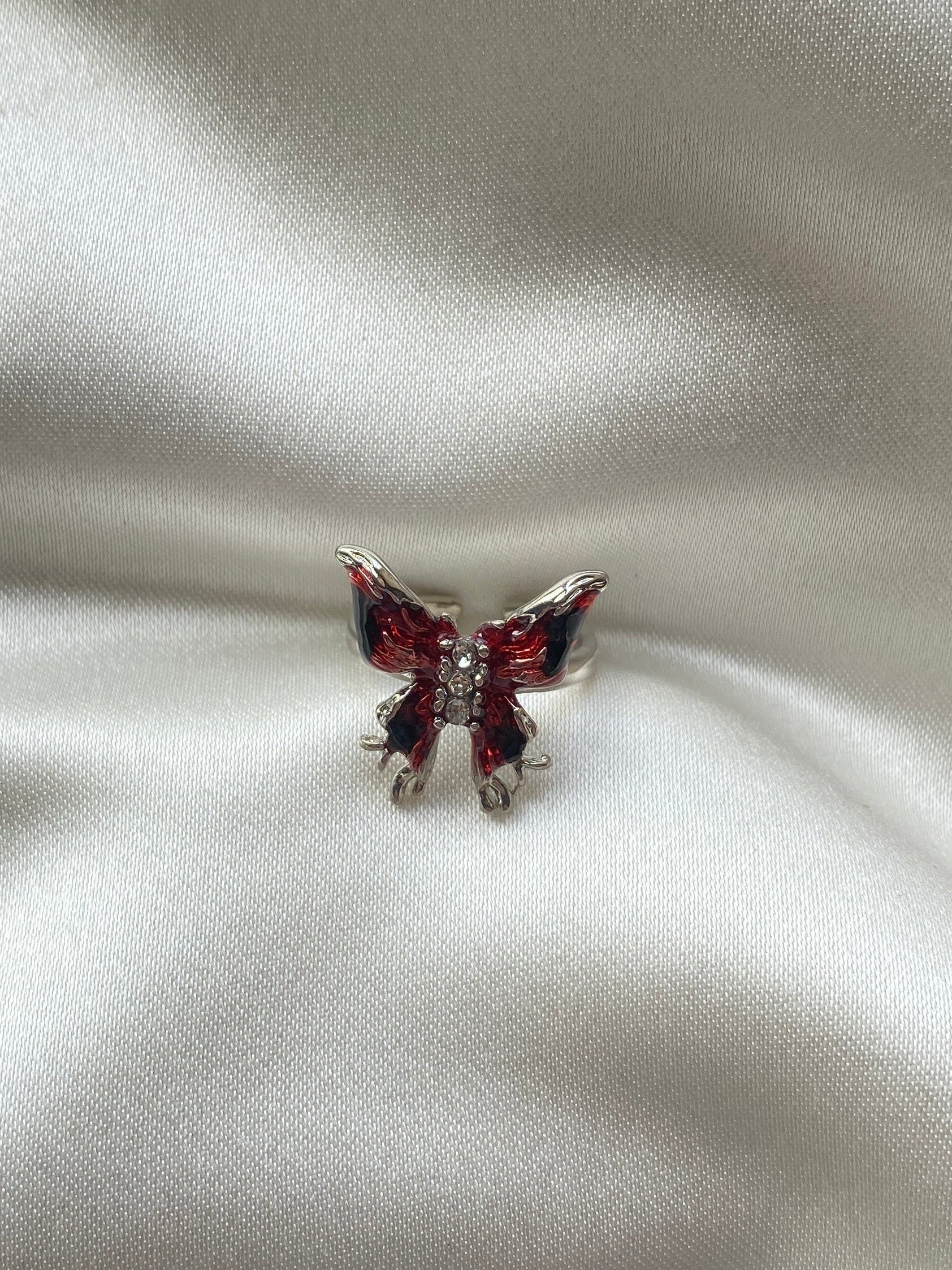 Taşlı Kelebek Çelik Yüzük