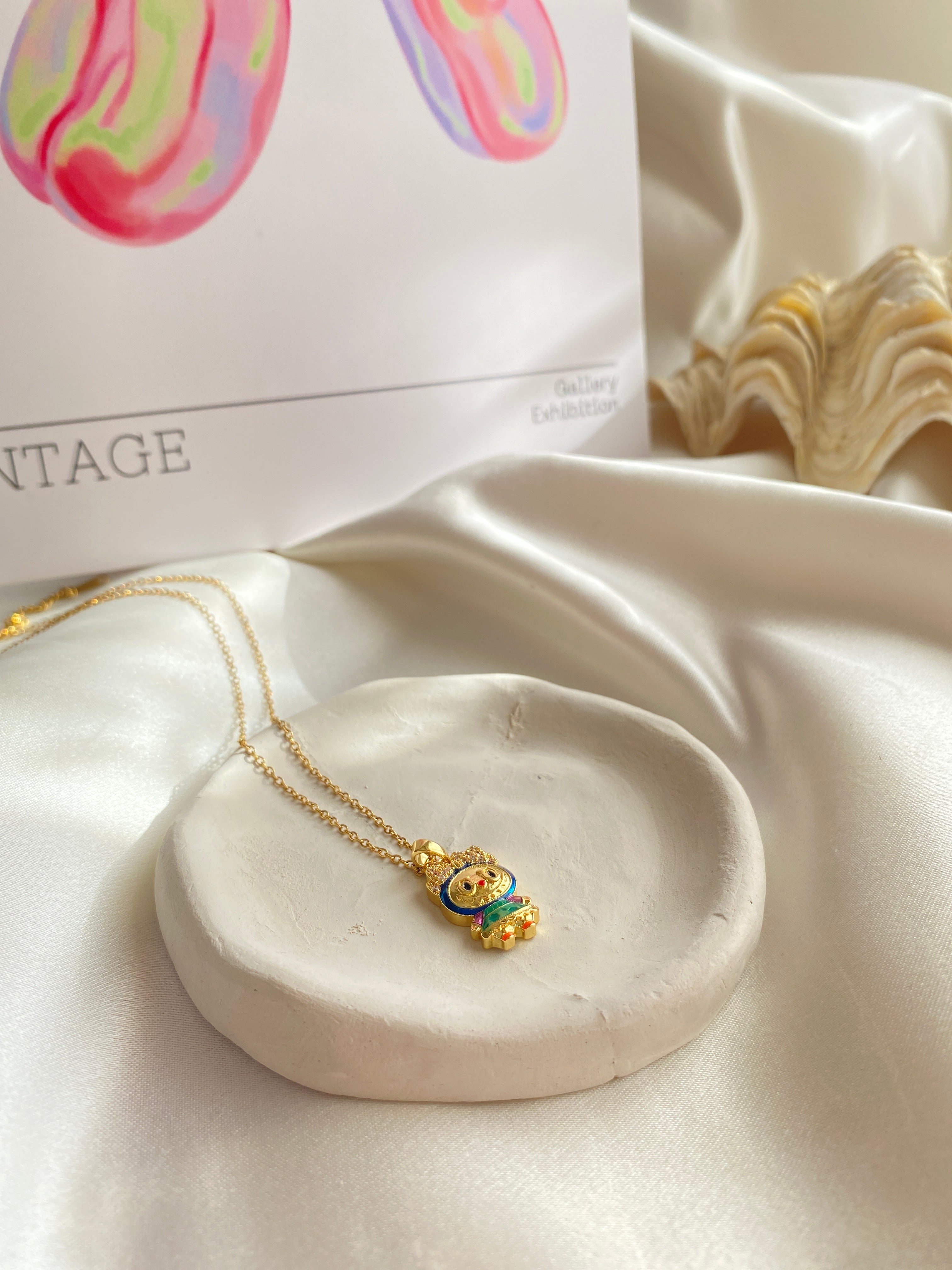 Labubu Mavi Yeşil Gold Kolye