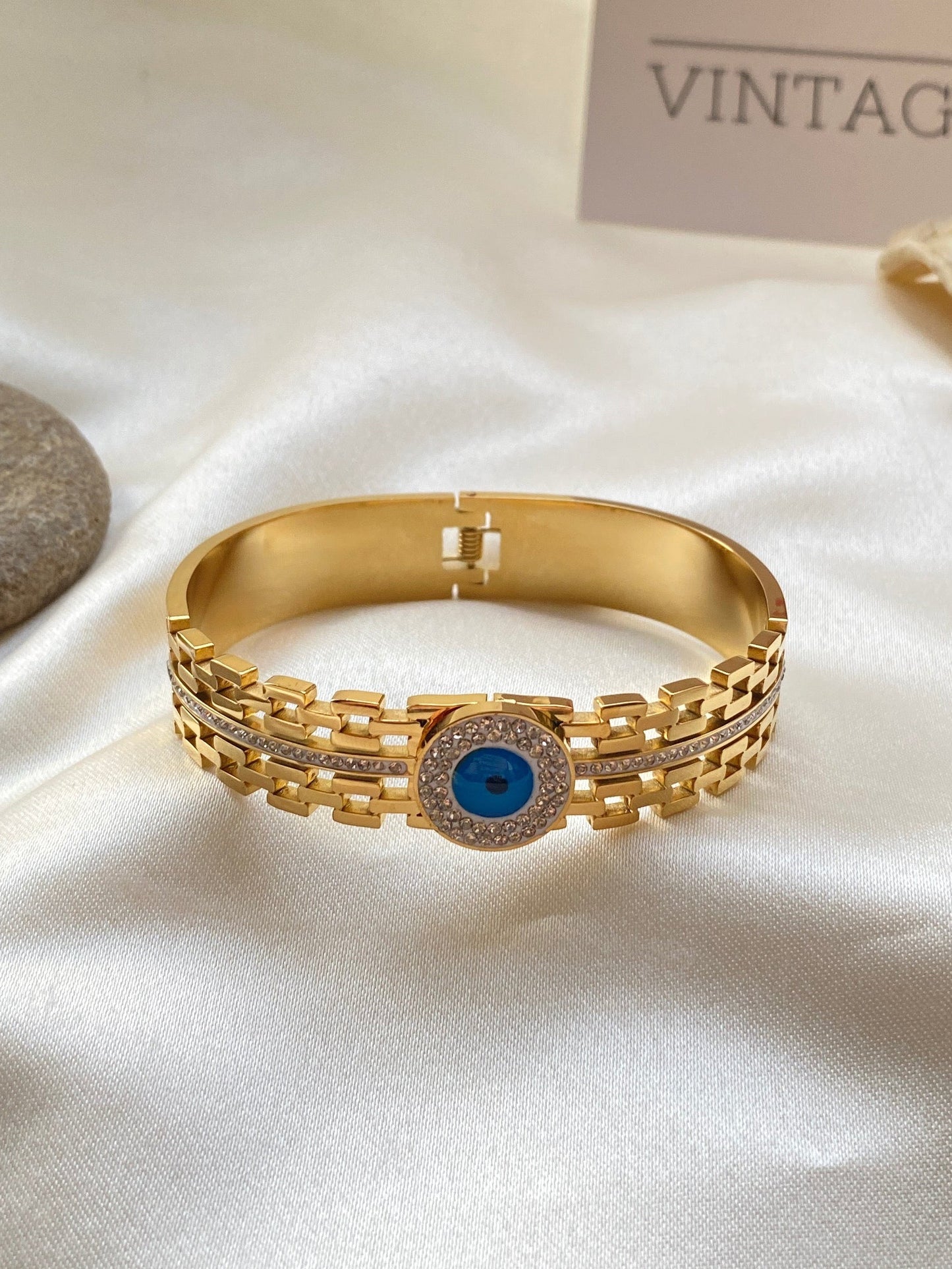 Çelik Göz Detaylı Bilezik