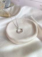 Taşlı Bayrak Çelik Silver Kolye