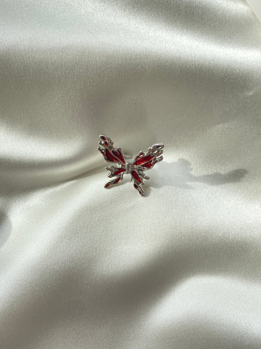 Kelebekli Çelik Yüzük