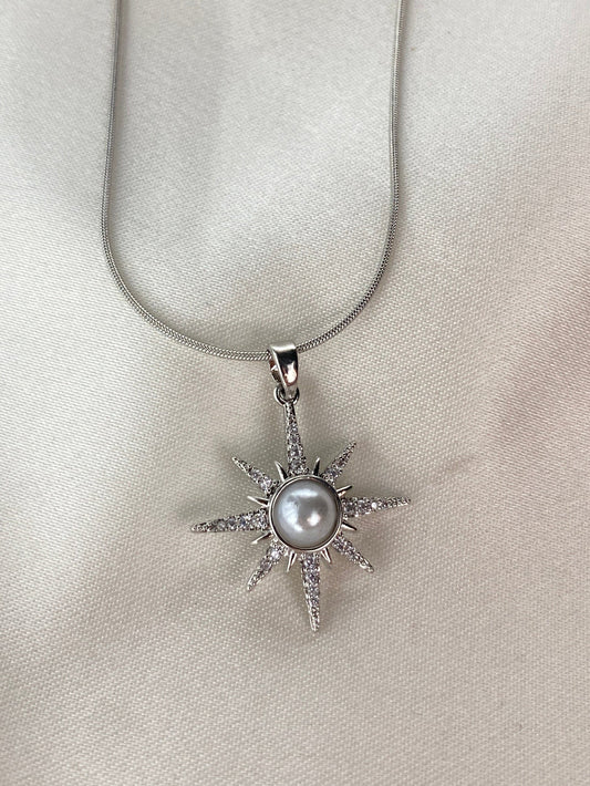 Güneşli Çelik Kolye