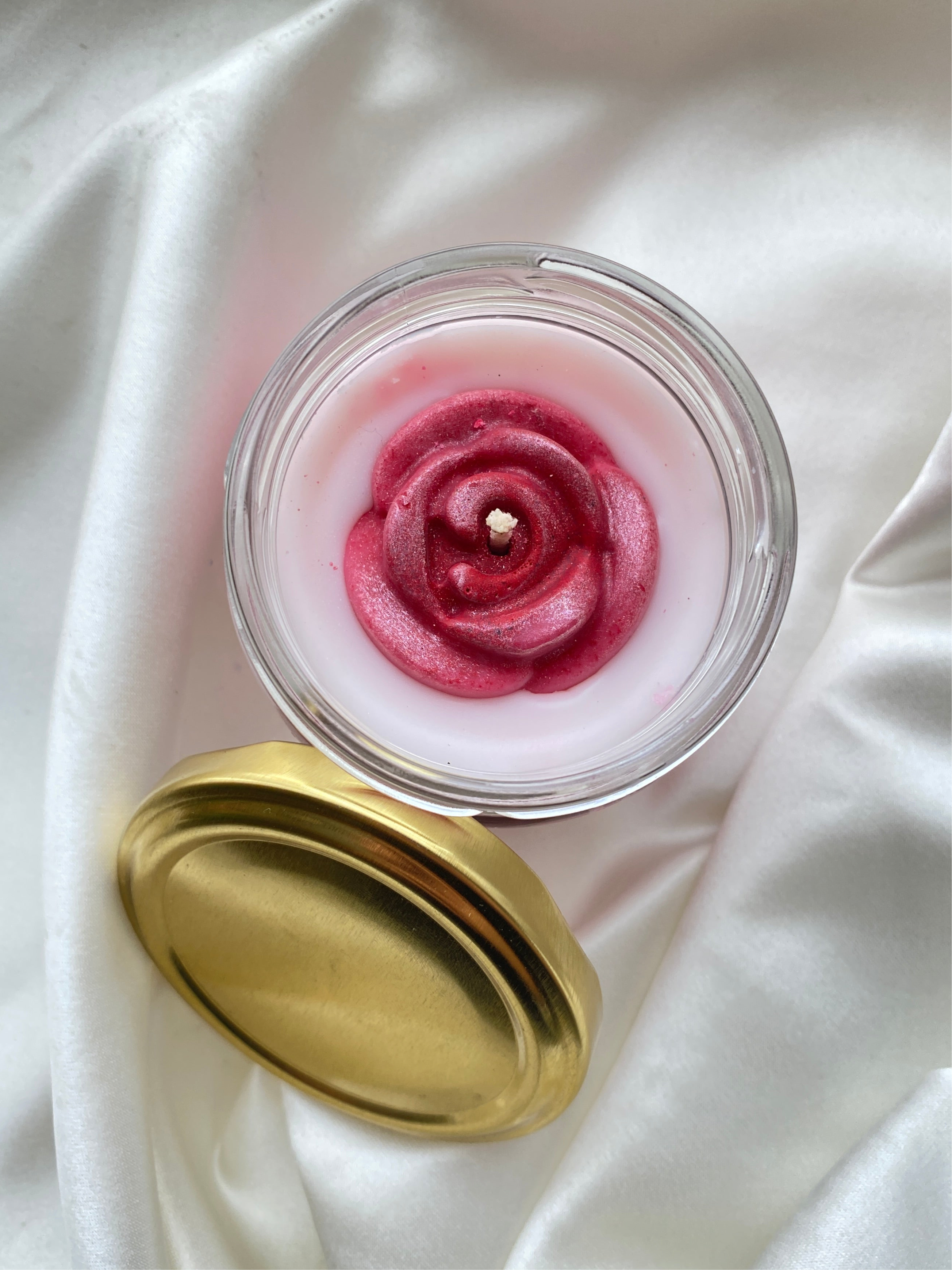 Gül Detaylı Kokulu Mum