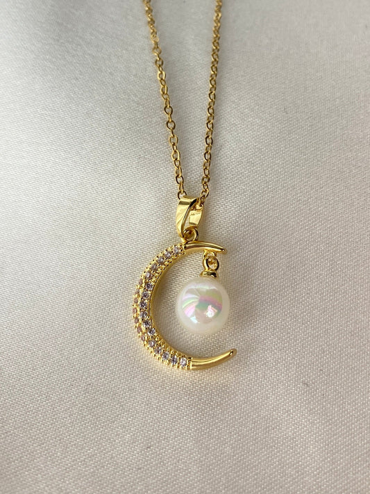 İncili Ay Çelik Kolye