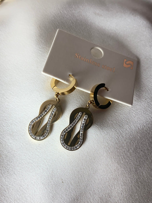 Taşlı Gold Çelik Küpe