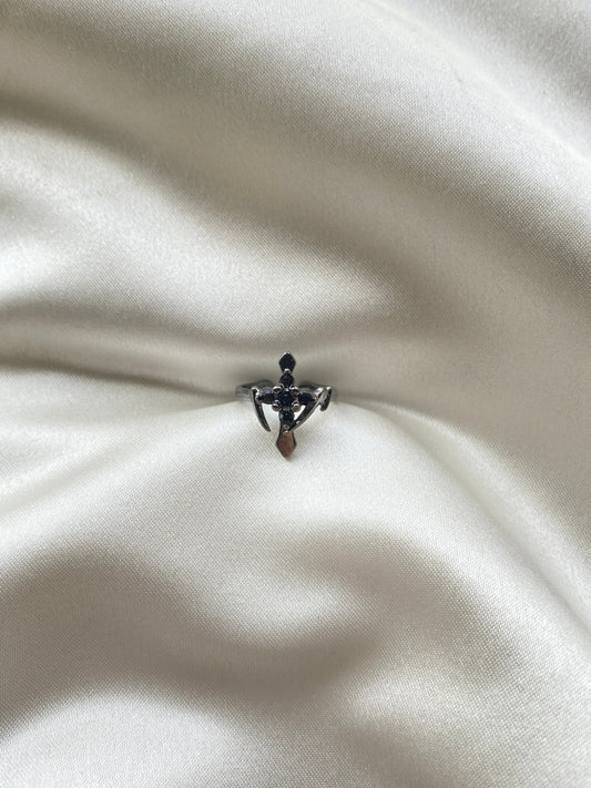 Siyah Taş Detaylı Çelik Yüzük