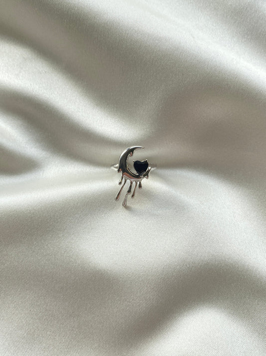 Siyah Taşlı Ay Çelik Yüzük