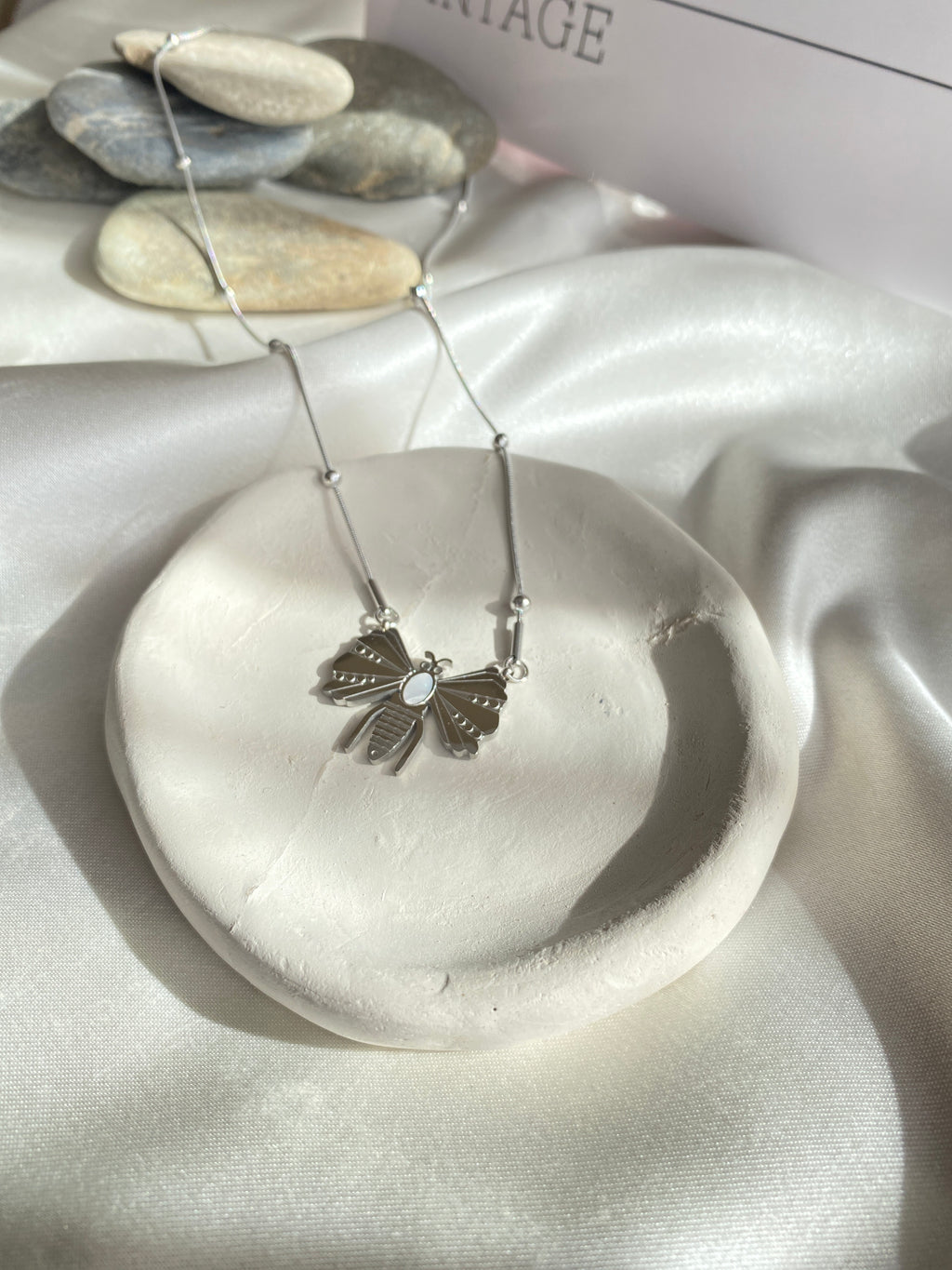 Çelik Silver Arı Kolye