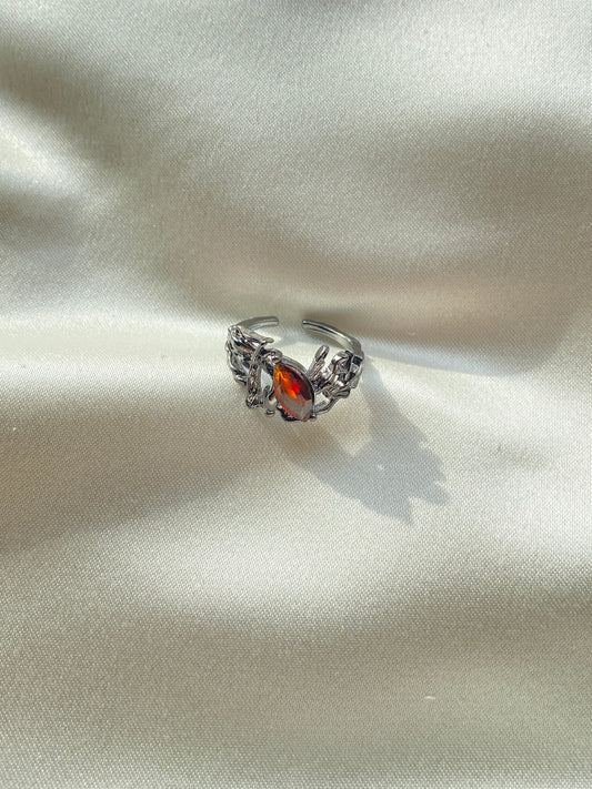 Turuncu Taş Detaylı Çelik Yüzük