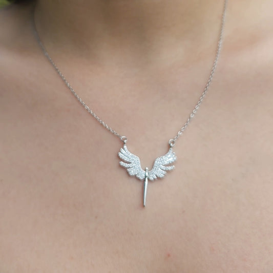 Lune Çelik – Winged Light Silver Kolye