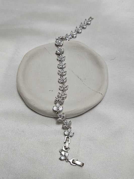 Waterway 3 Leaf Silver Steel Bracelet
