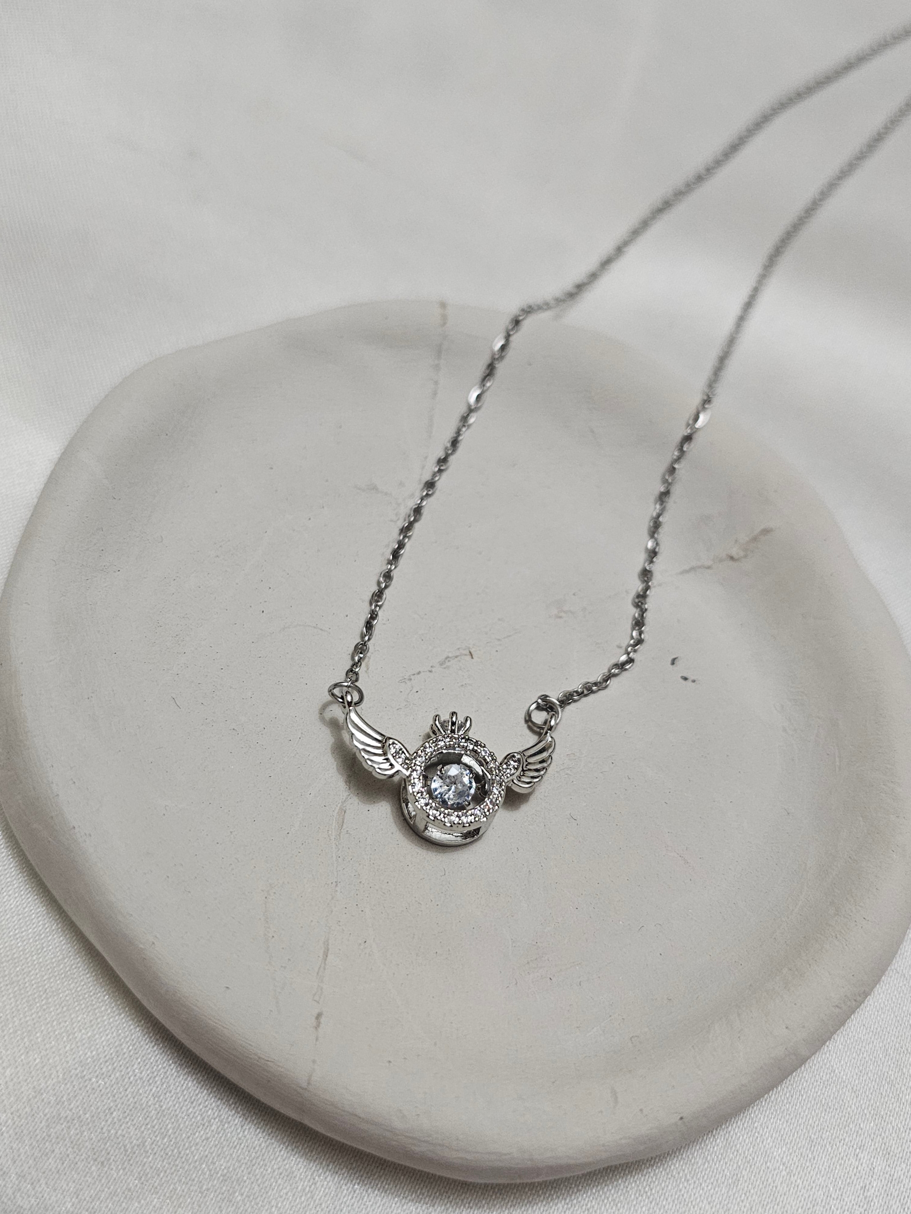 İncili Kanat Kolye Silver Çelik