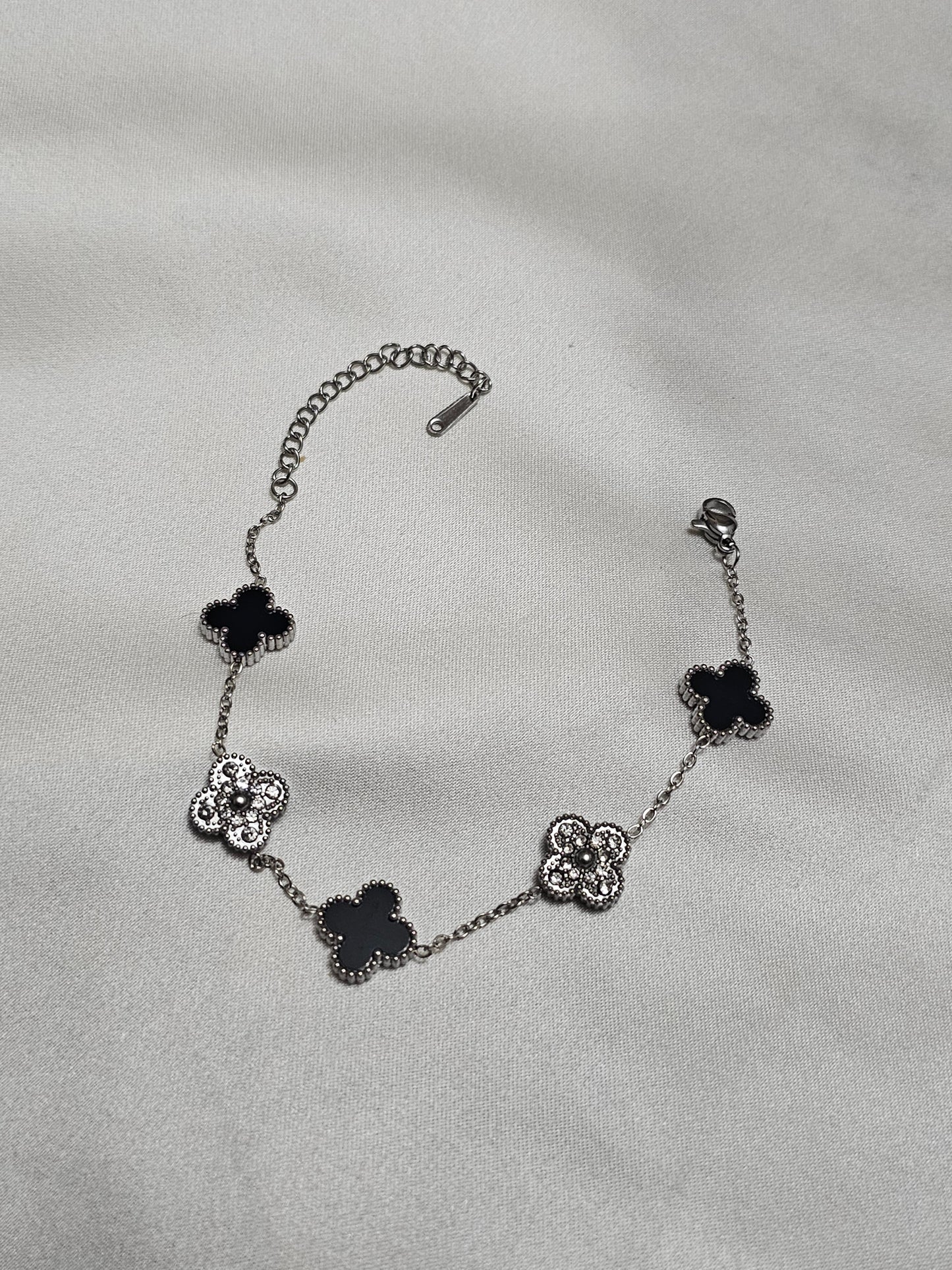 Clover Black &amp; White Bracelet Steel