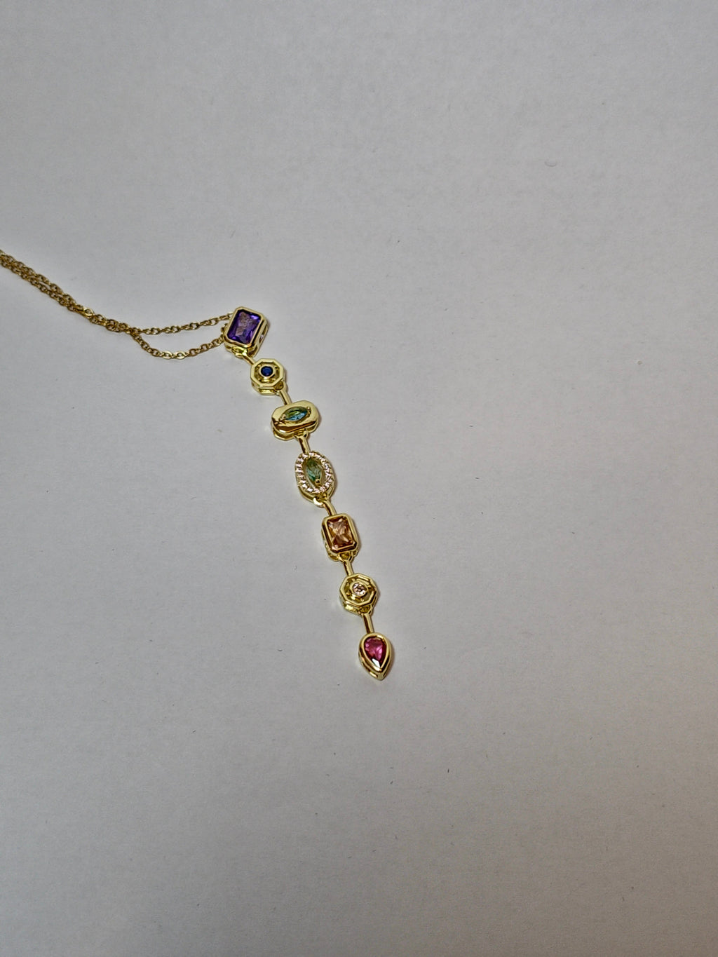 Lune Taşlı 7 Element Y Model Çelik Kolye