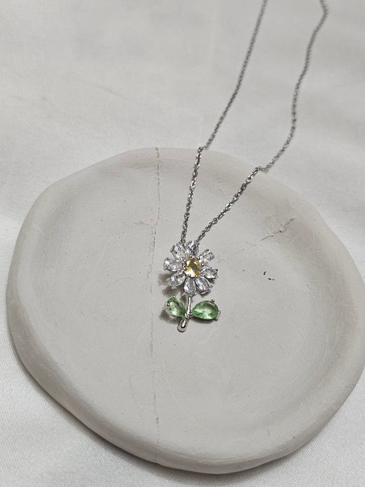 Daisy Flower Silver Steel Necklace