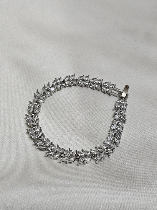 Silver Waterway Patterned Bracelet