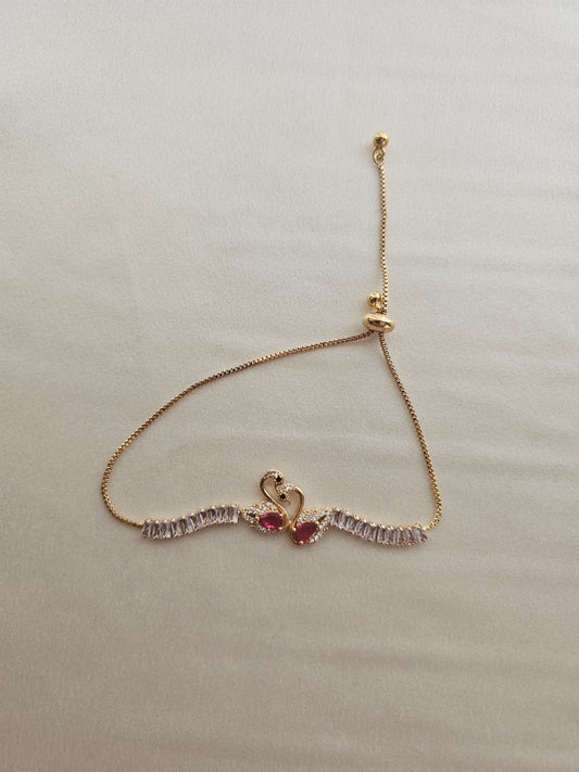 Kuğulu Gold Kırmızı Taşlı Bileklik