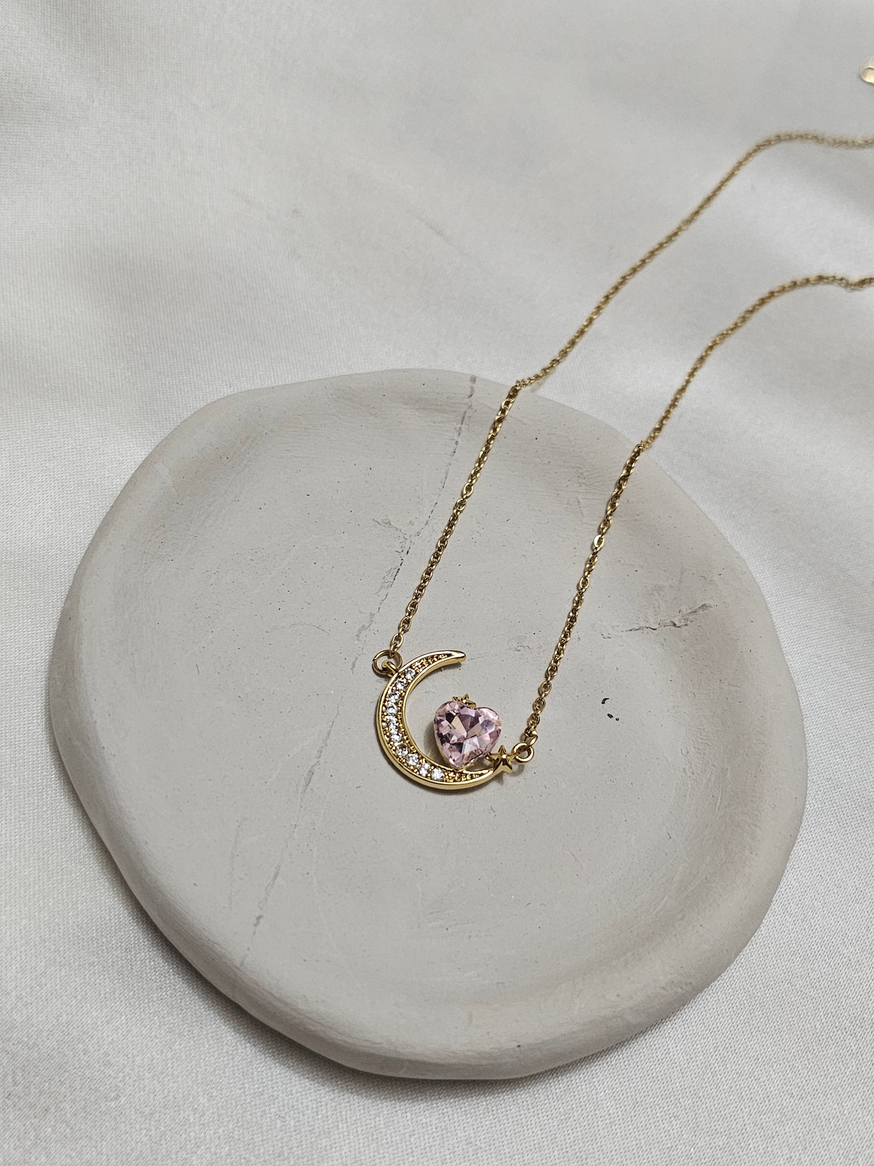 Hilal Gold Pembe Taşlı Çelik Kolye